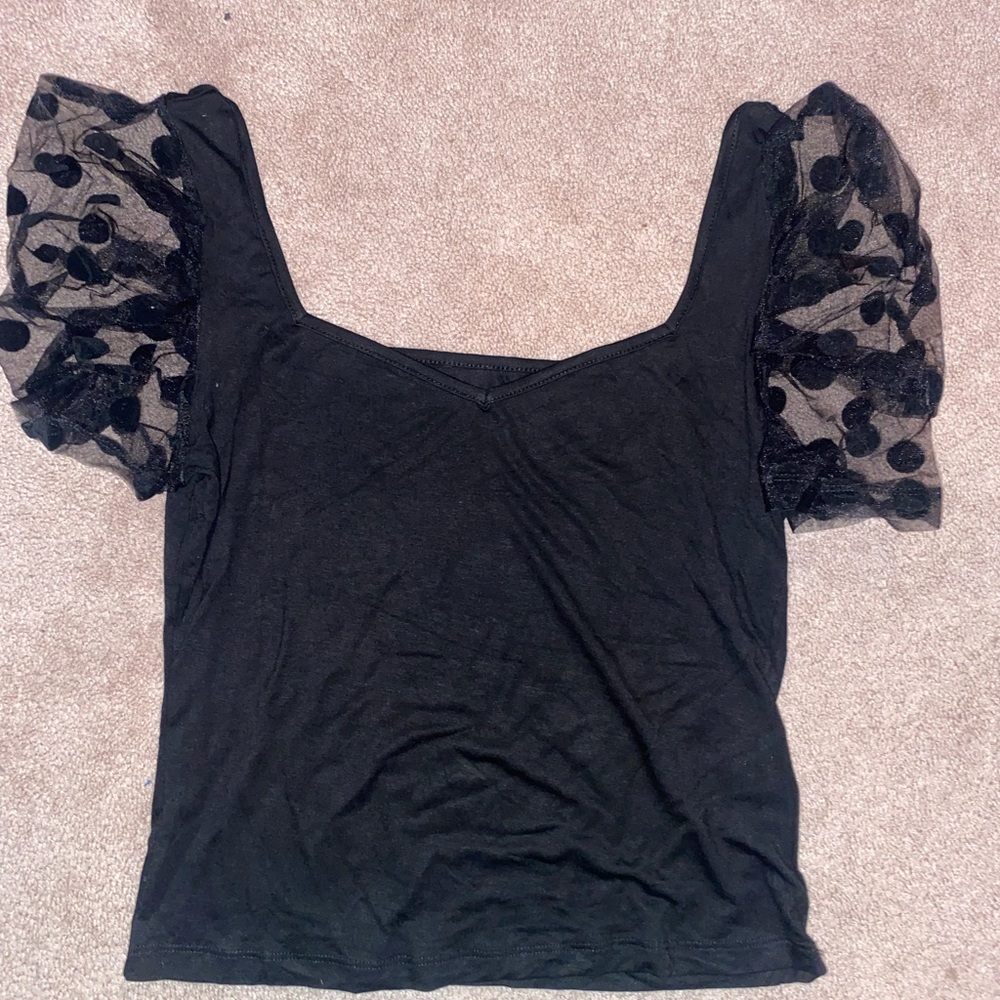 puffy black boutique shirt